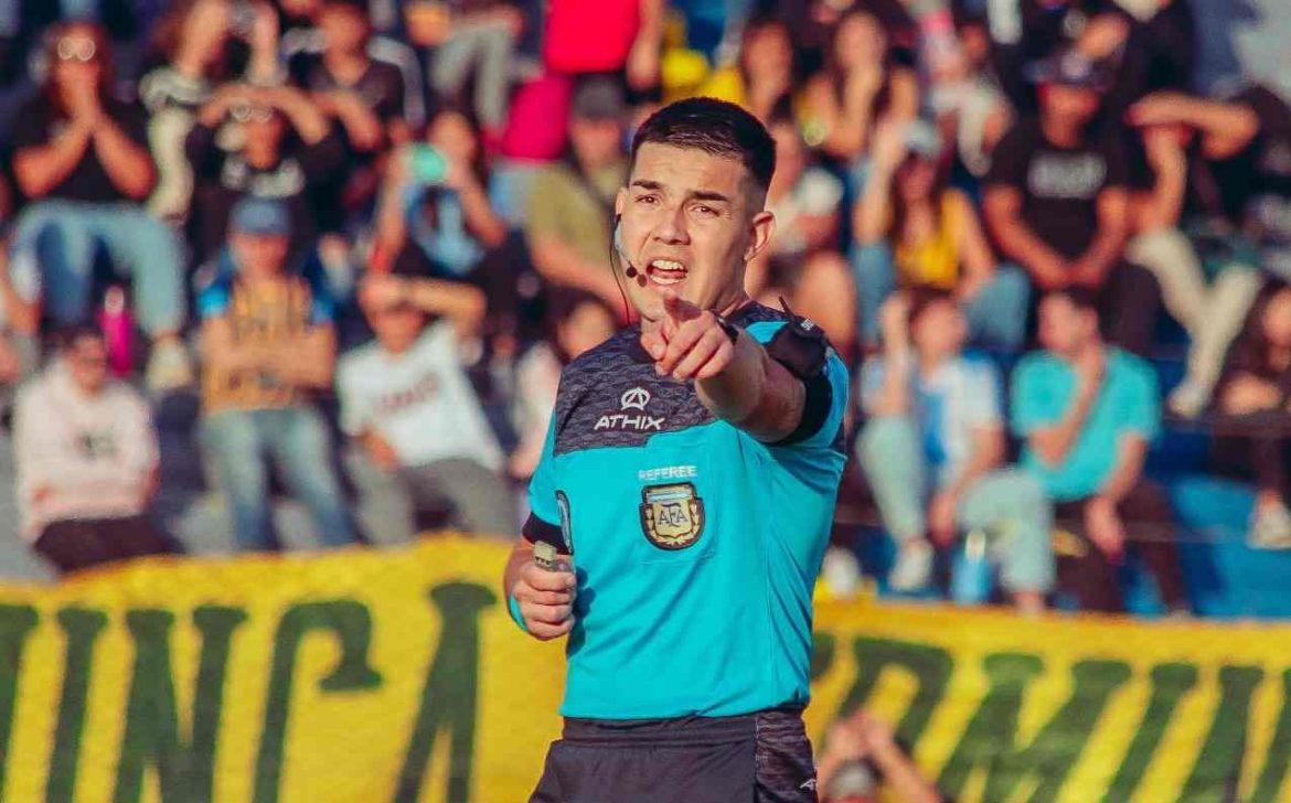 “Chiqui” Tapia dispuso un minuto de silencio por la muerte del árbitro pampeano Emanuel Leguizamón: “Estoy conmovido”