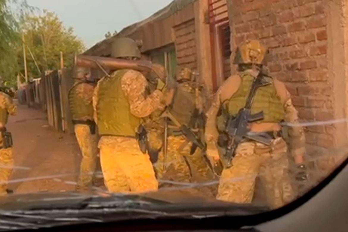 Tres años de prisión para los que hicieron un boquete y robaron a una empresa de Realicó