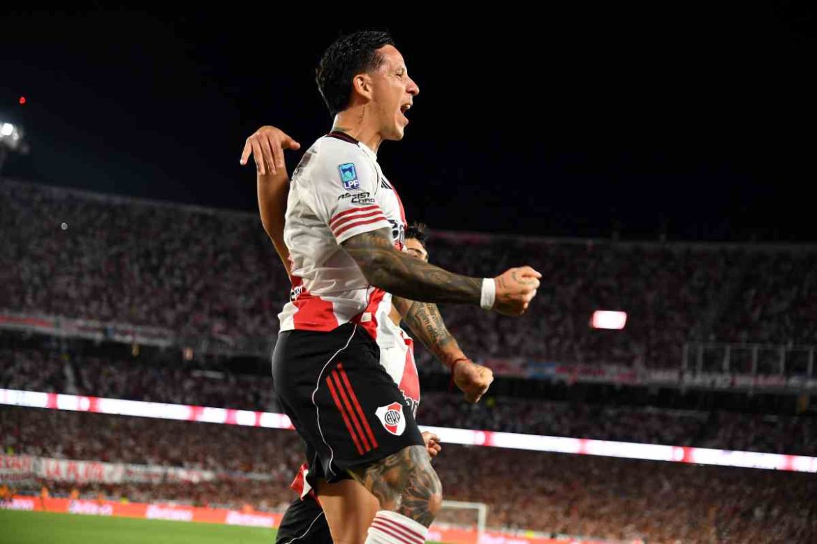 River le ganó a Sarmiento por 2-0 en el debut del “Chacho” Coudet como local