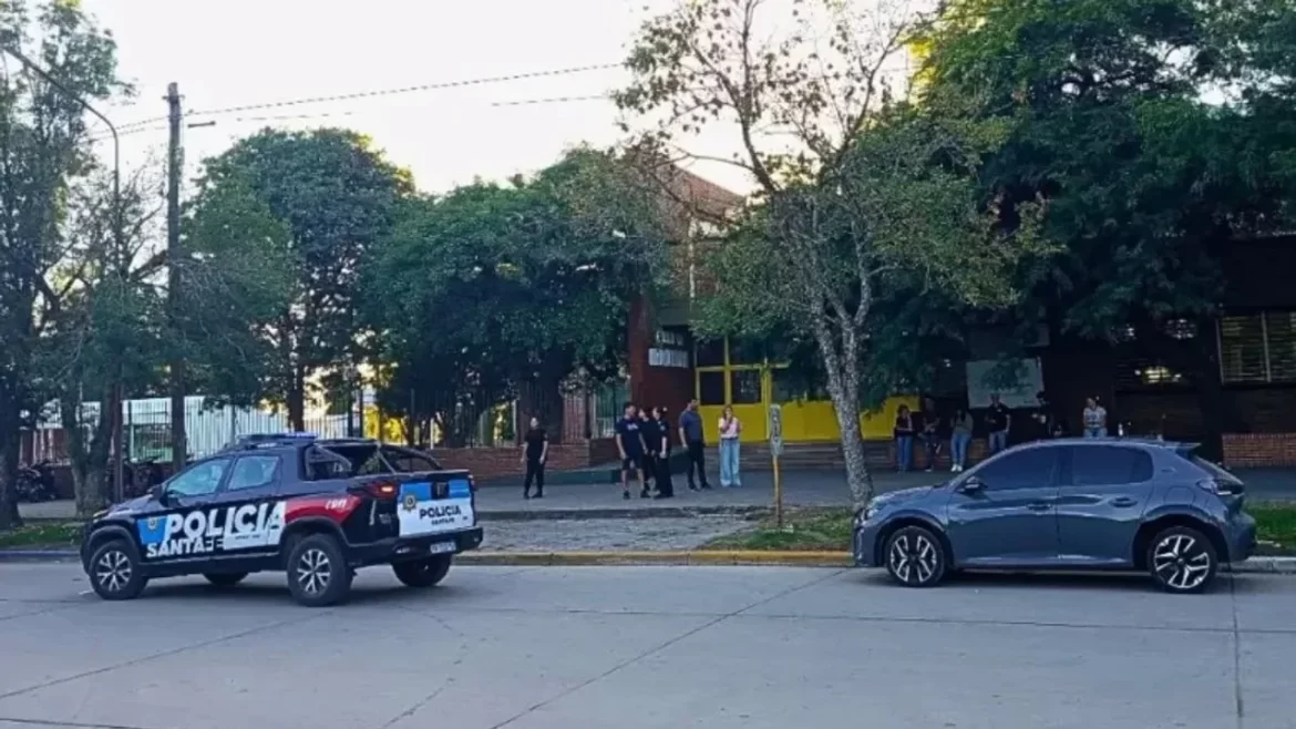 Santa Fe: un alumno fue armado al colegio y mató a un compañero