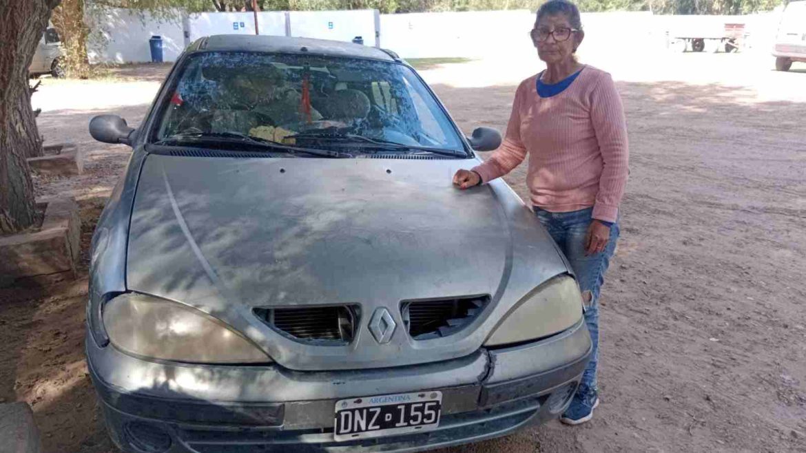 Van a Catamarca, se les rompió el auto en Santa Rosa y el arreglo sale $1 millón: piden ayuda