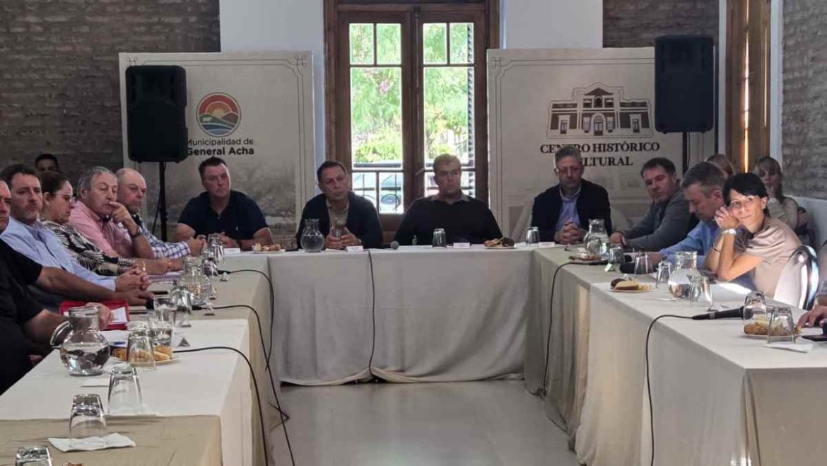 Intendentes radicales y del Pro pampeanos: cuentas caóticas y especulación política