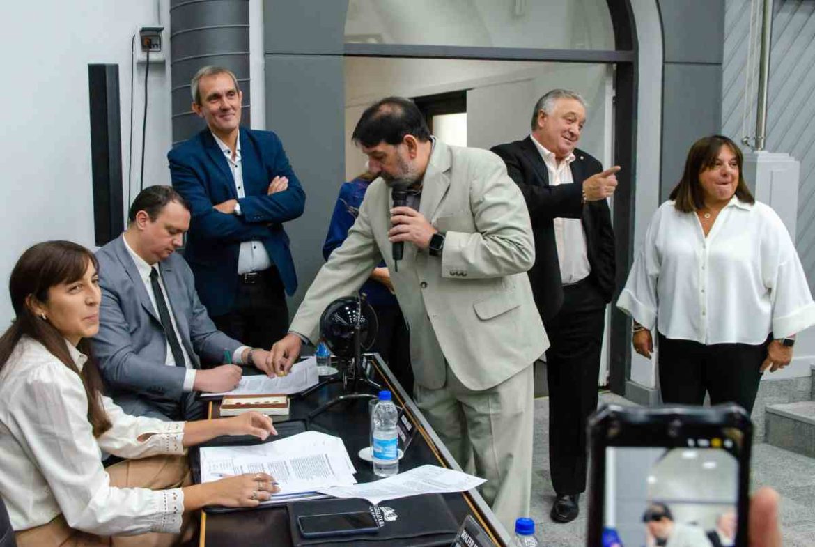 Ingresaron los nuevos proyectos por El Medanito y definen llamar a funcionarios a la Legislatura