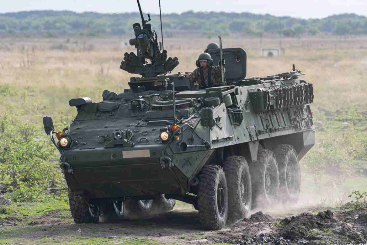 El Ejército traslada los vehículos de combate Stryker 8×8 a Toay