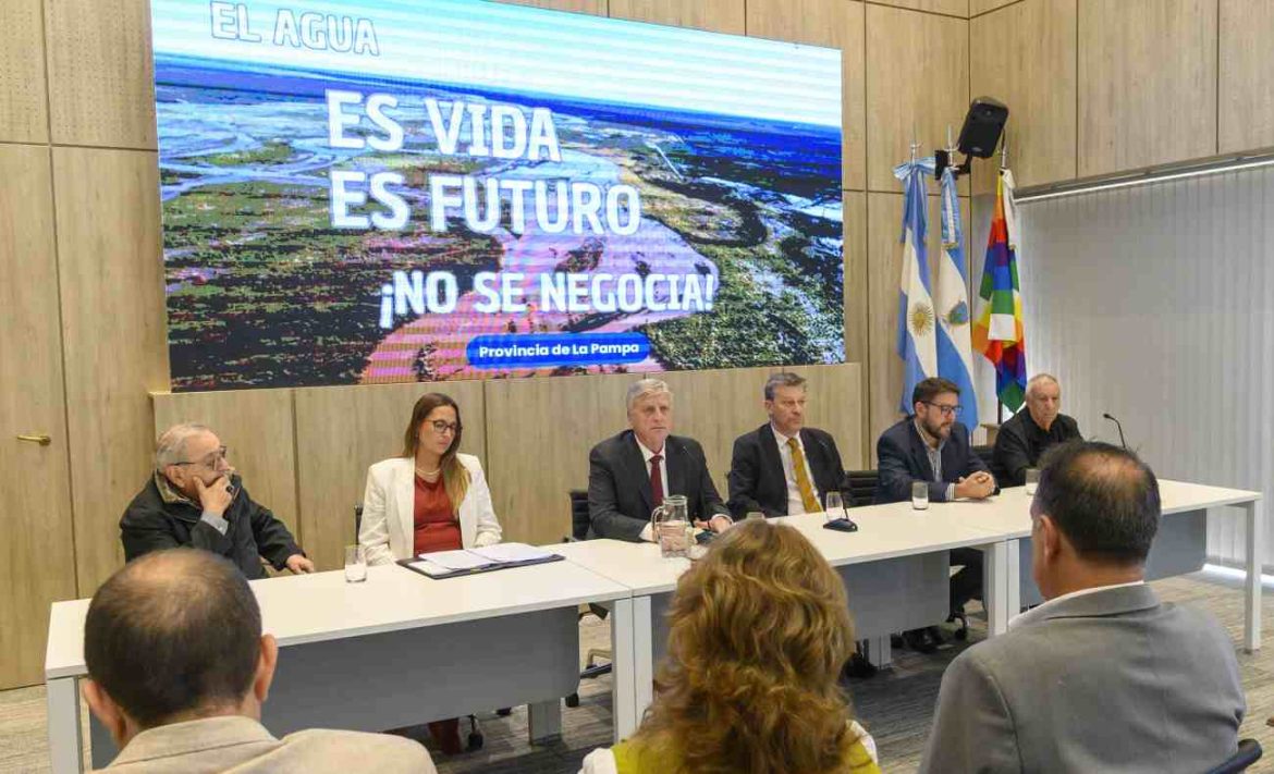 “Inconstitucional”: La Pampa presentó un amparo para frenar la reforma de la Ley de Glaciares