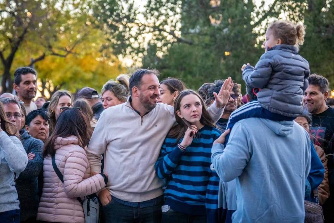Di Nápoli: “La educación pública se defiende todos los días y eso es un modo de vida”
