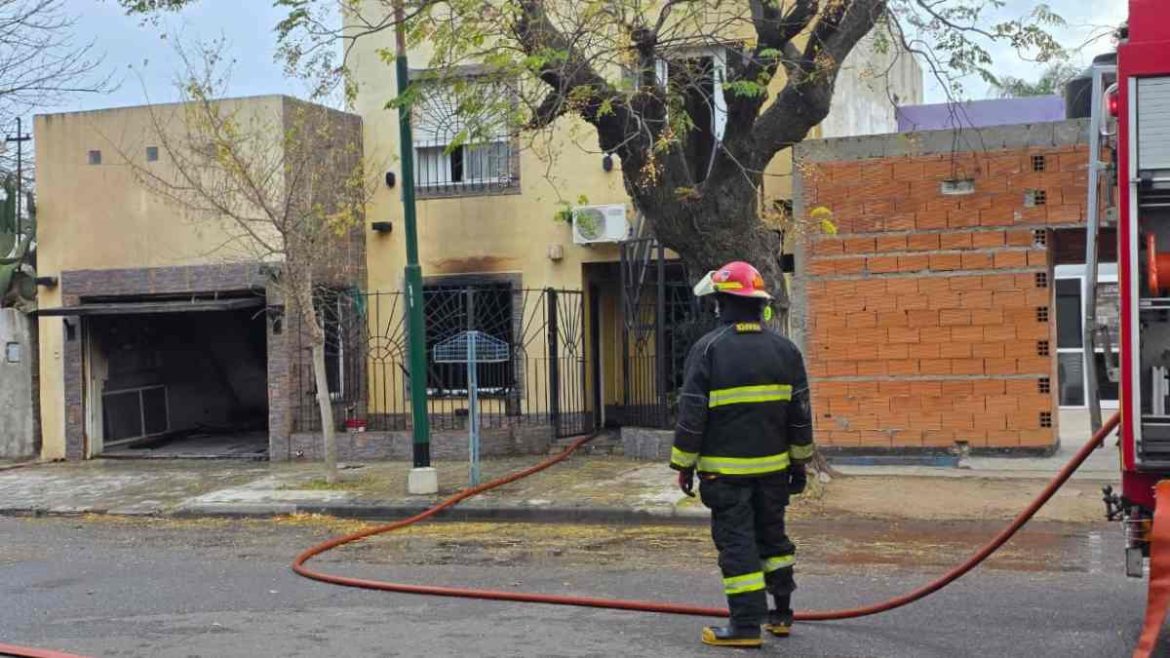 Un hombre murió por un incendio de una casa en Pico