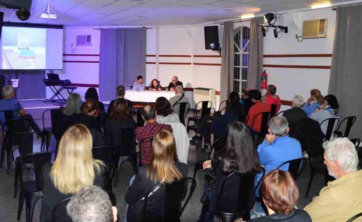 Editorial Voces presentó libro de Miguel Iribarne en Pioneros