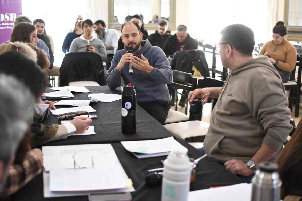Concejales empezaron a analizar la creación de una inmobiliaria municipal en Santa Rosa: rechazo de martilleros