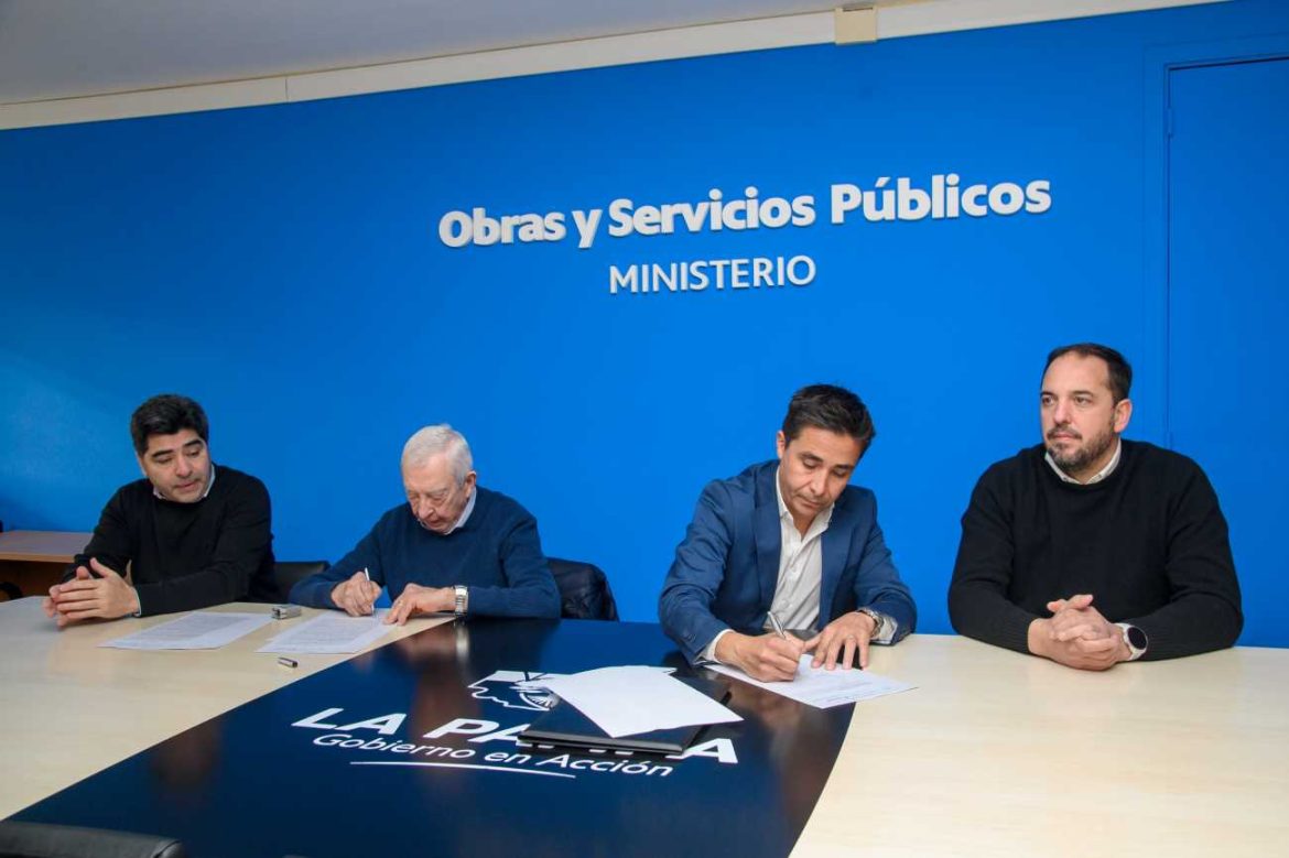 Provincia inicia nueva obra de saneamiento en Santa Rosa por $4.400 millones