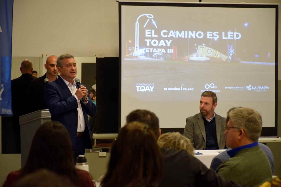 Toay avanza hacia el 80% de alumbrado LED con la firma de un nuevo convenio provincial