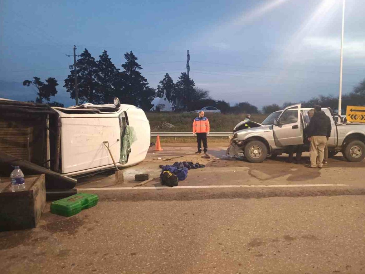 Choque de camionetas y vuelco en Toay: un hombre resultó herido