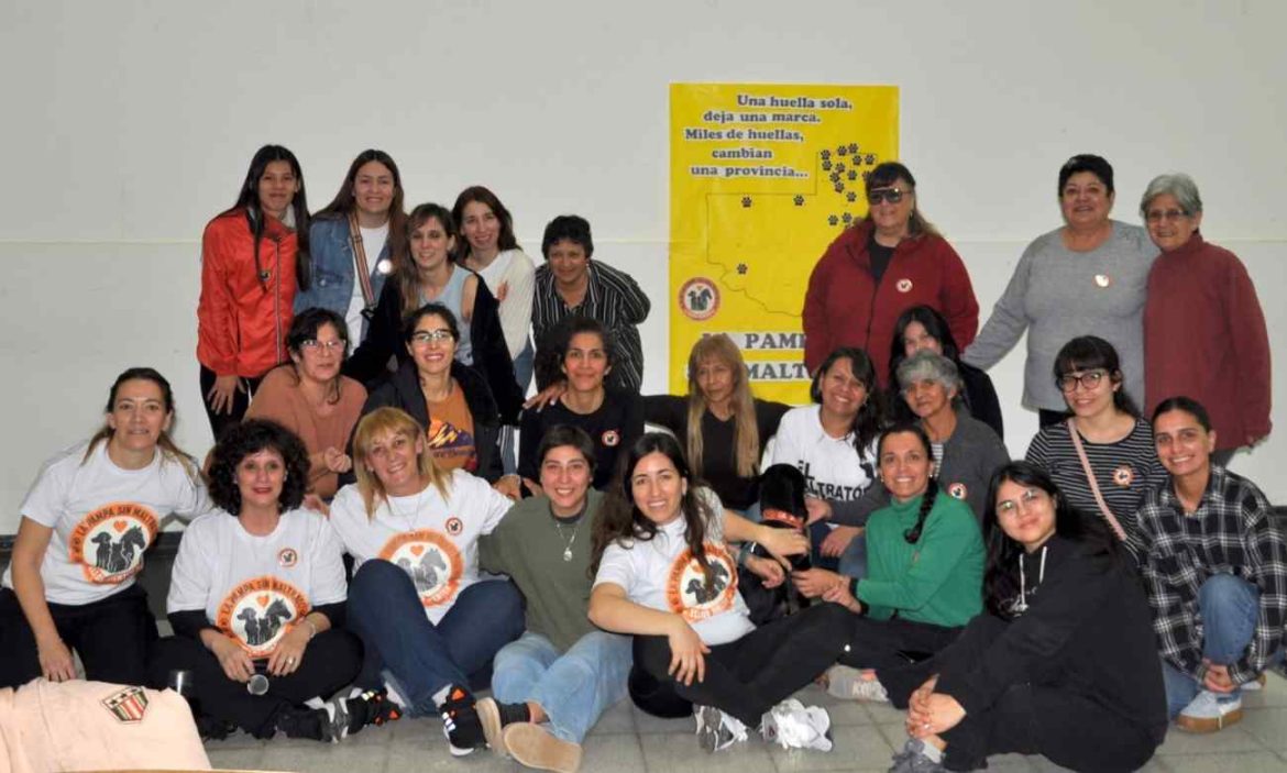 La Pampa Sin Maltrato reunió a proteccionistas de toda la provincia en Santa Rosa