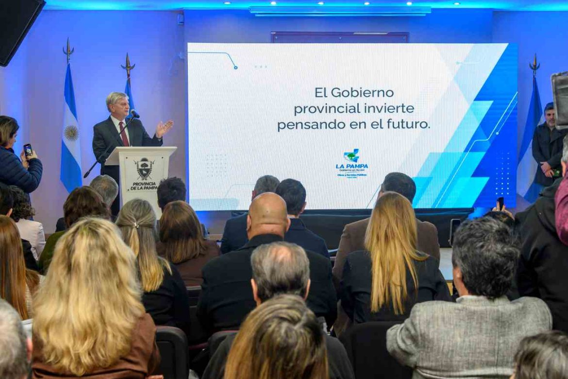 Se licitan las cloacas para el barrio Lowo Che y una cisterna que garantizará agua potable a Toay