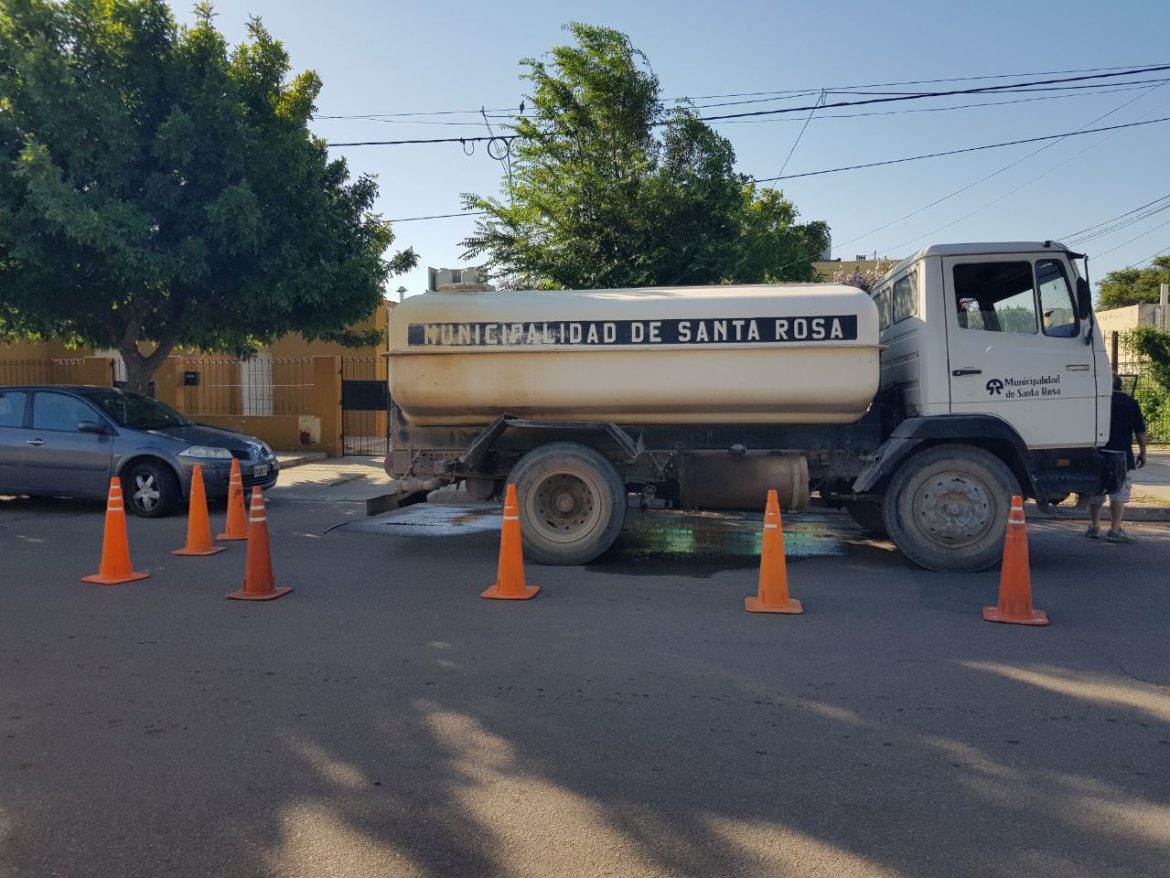 Acueducto: ante la posible falta de agua, el municipio implementa puntos de abastecimiento