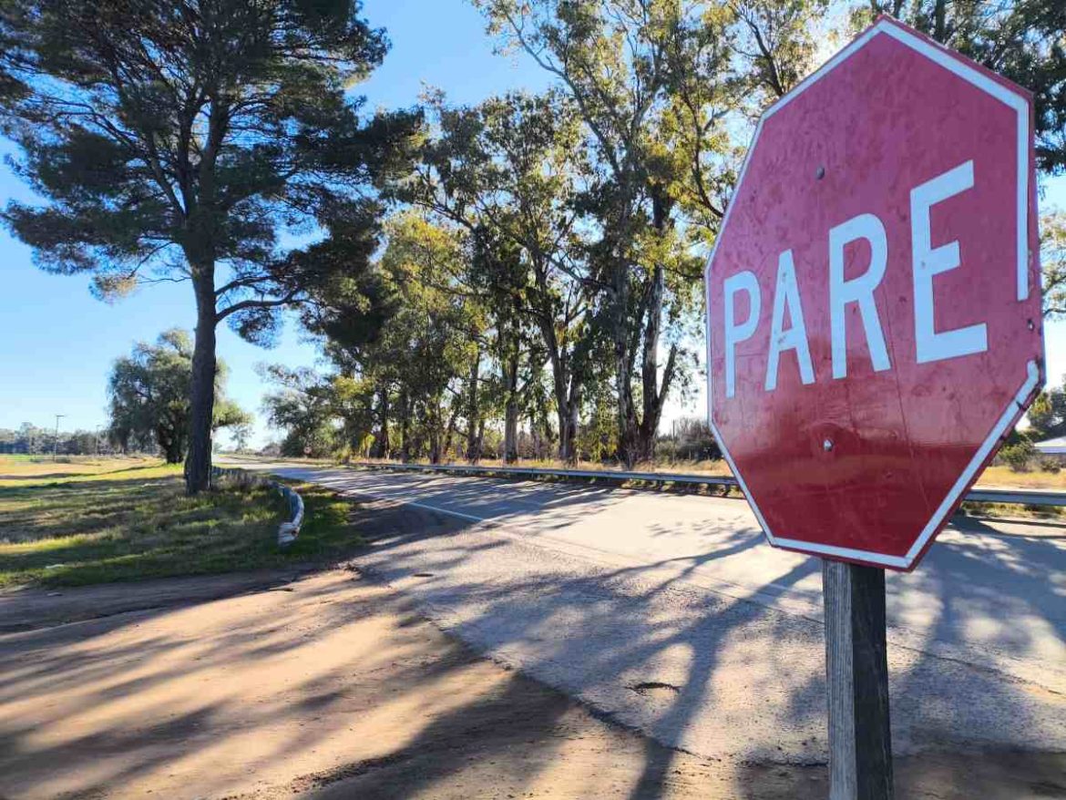 “Alto riesgo”: 4 barrios reclamaron obras urgentes para mejorar la seguridad en el acceso norte de Santa Rosa