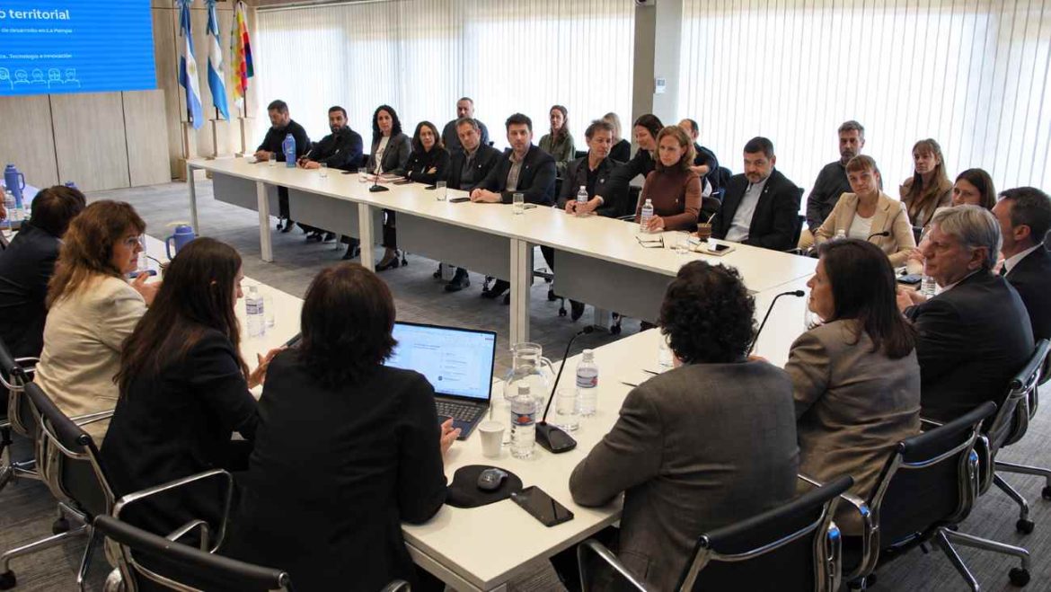 Ciencia y transformación de la matriz productiva: buscan fortalecer la articulación para el desarrollo de La Pampa