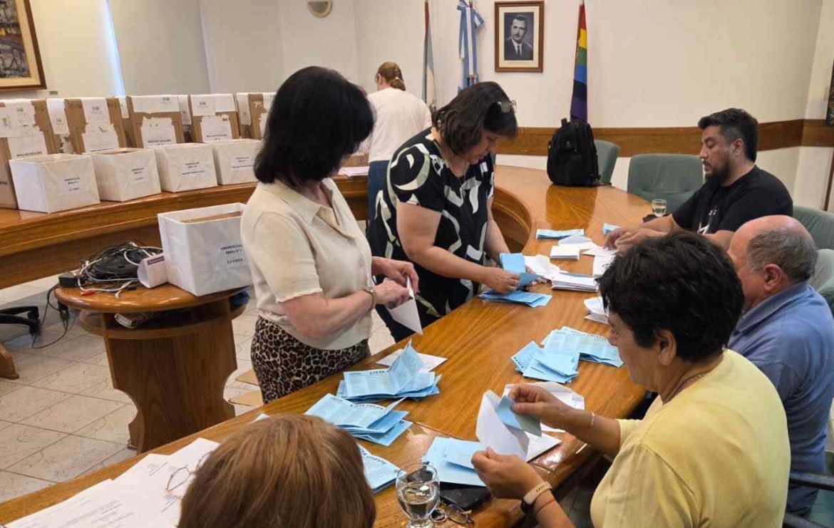 Buena participación en las elecciones de la CPE: la lista Celeste sigue en la conducción
