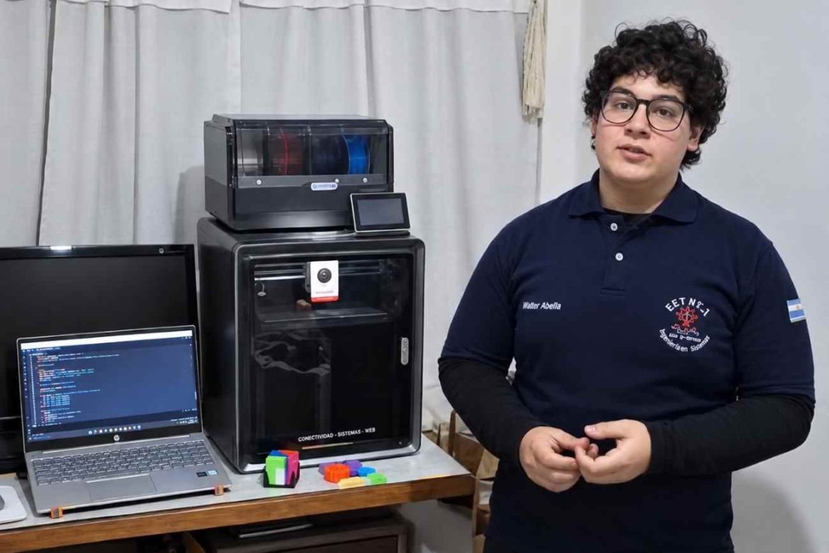 Orgullo pampeano: Iván Fanzi, finalista de una competencia aeroespacial entre 1800 estudiantes secundarios