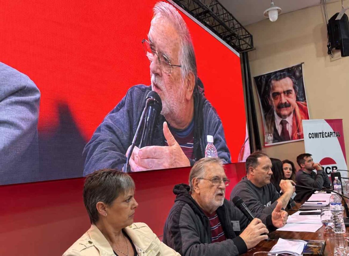 Pedro Salas: “La UCR parece encaminarse a un suicidio político inexorable”