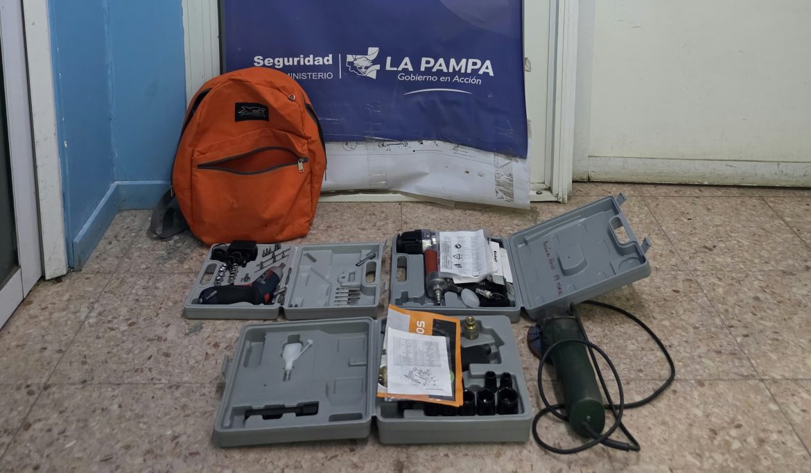 Dos detenidos por un robo y herramientas recuperadas