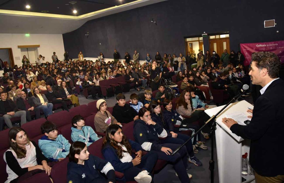 Abrió la Feria Provincial del Libro: cuatro jornadas de libros, talleres y actividades culturales