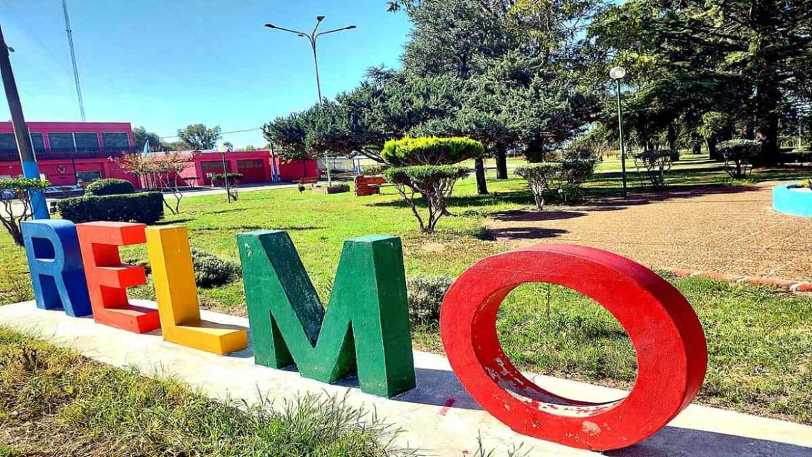 En Relmo se rompió el oficialismo: un grupo de radicales, con respaldo del PJ, busca desplazar a Vidondo en 2027